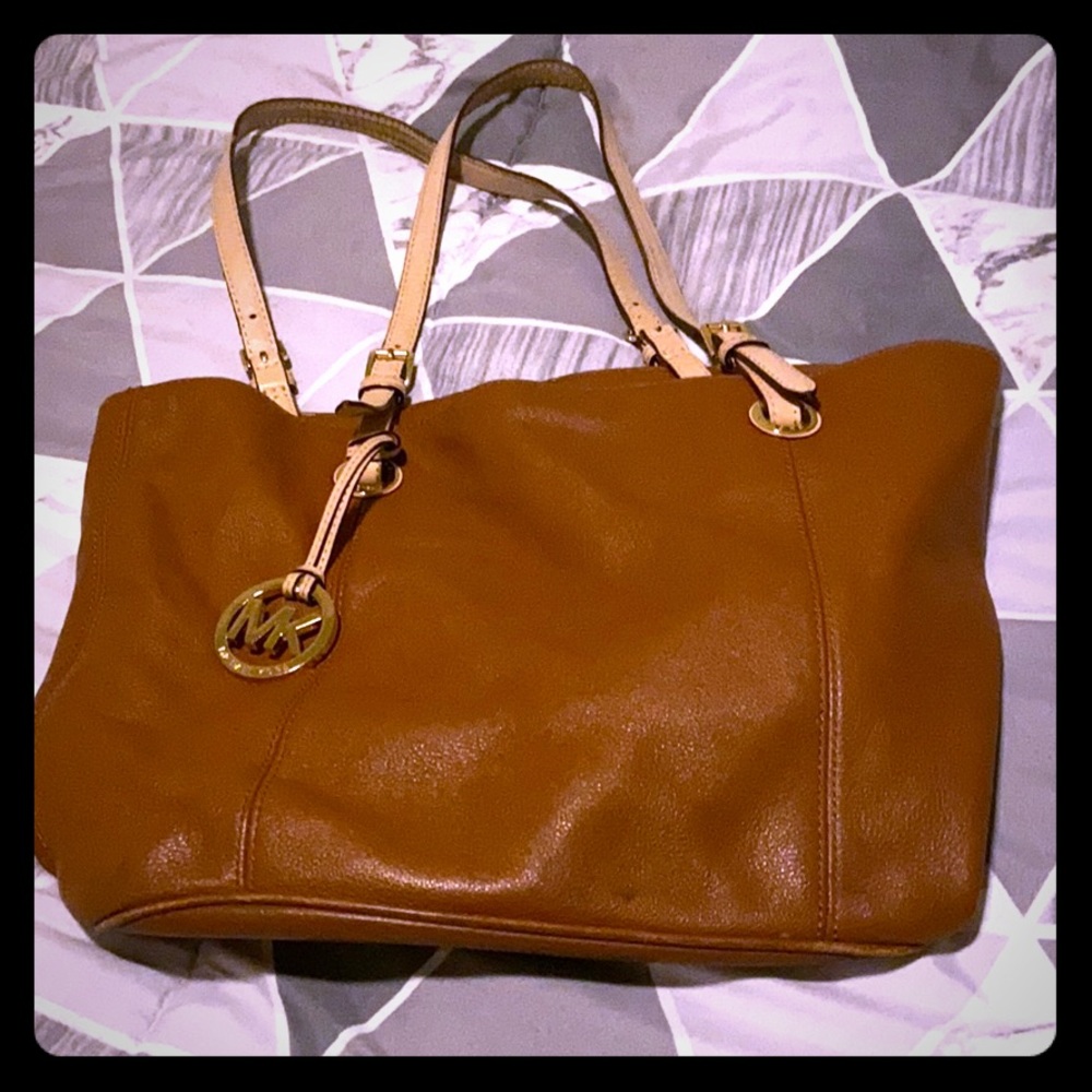 Michael Kors purse! Gently worn and very loved!